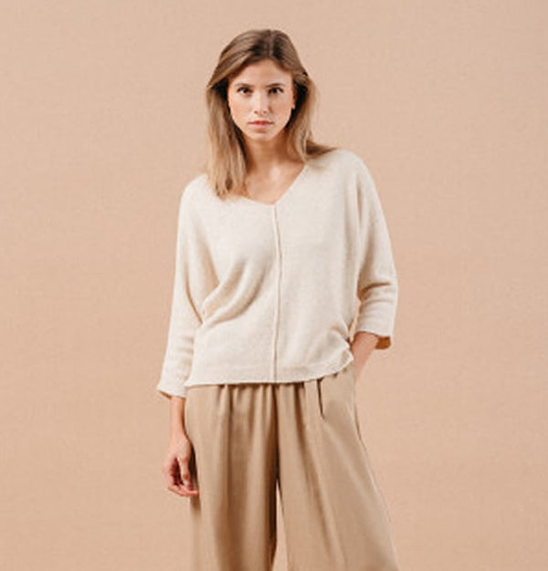 Grace and Mila Mael Pullover Beige One Size