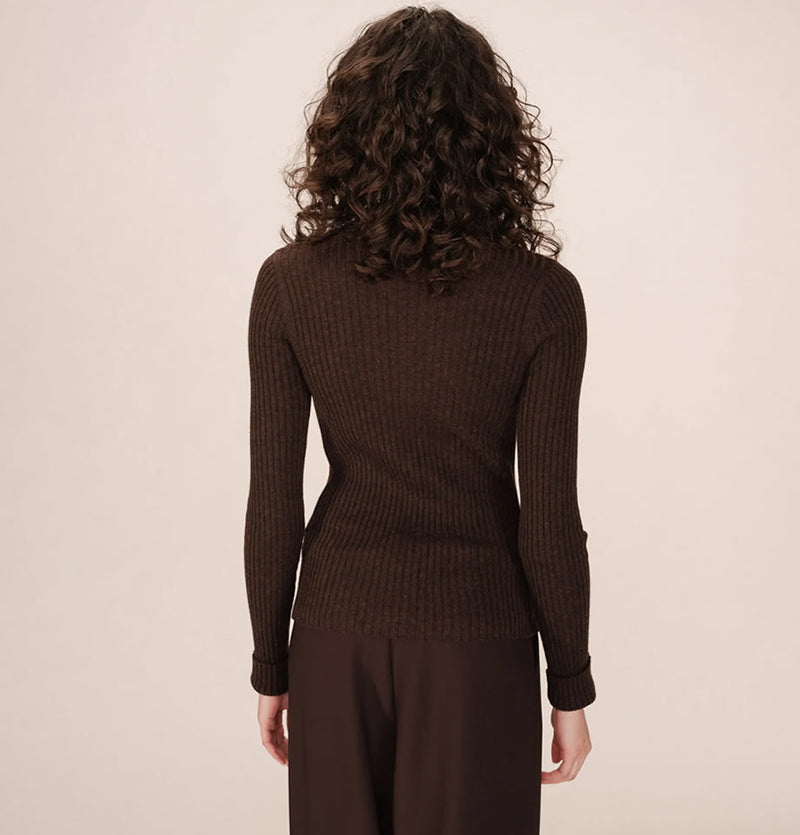 Grace and Mila Saturday Chocolate Ribbed Jumper