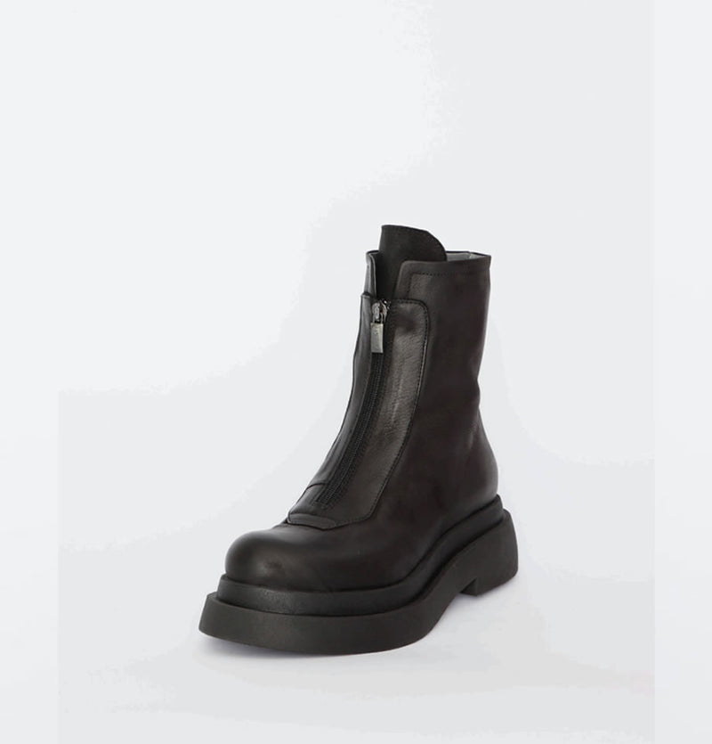 Lofina Leather Zip Front Boots Nero